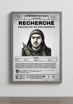 Idée de décoration intérieure moderne avec une affiche Wanted encadrée. Un cadre photo personnalisé parfait pour un setup gaming ou un salon.