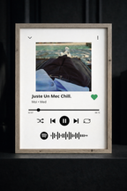 Cadre photo personnalisé style lecteur Spotify avec code scannable pour écouter de la musique, idée cadeau couple, amis et famille.