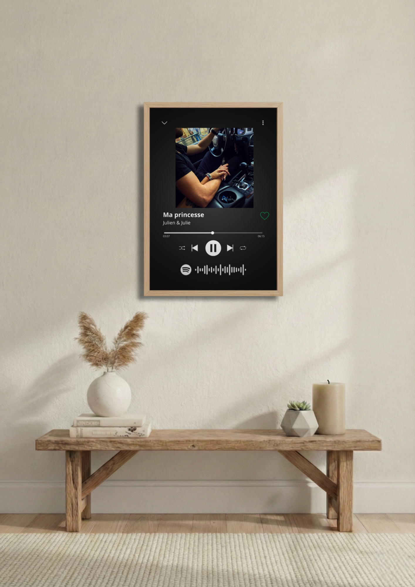 Cadre photo personnalisé style lecteur Spotify avec code scannable pour écouter de la musique, idée cadeau couple, amis et famille.