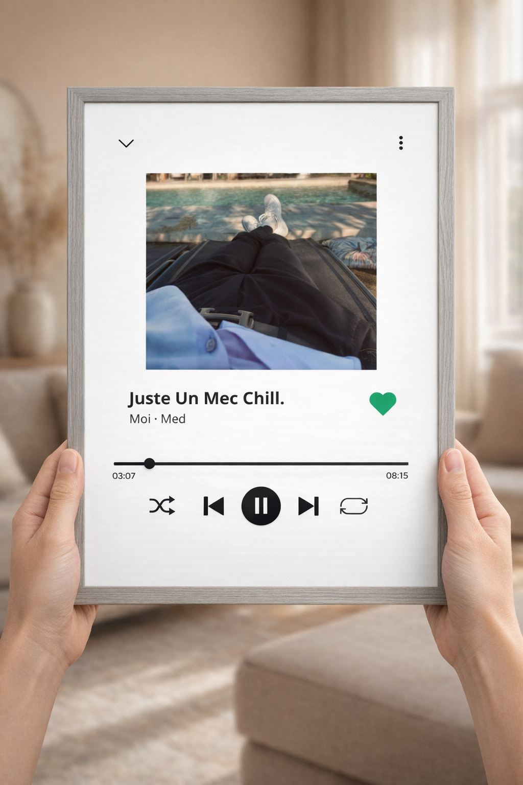 Cadre photo personnalisé style interface musicale minimaliste (sans code) : une idée cadeau originale pour couple, amis ou famille.